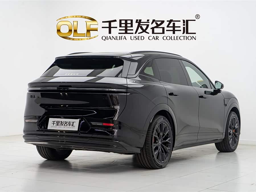 Zeekr 7X 2024 car image #7