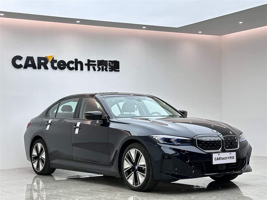 BMW i3 2024 car image #7