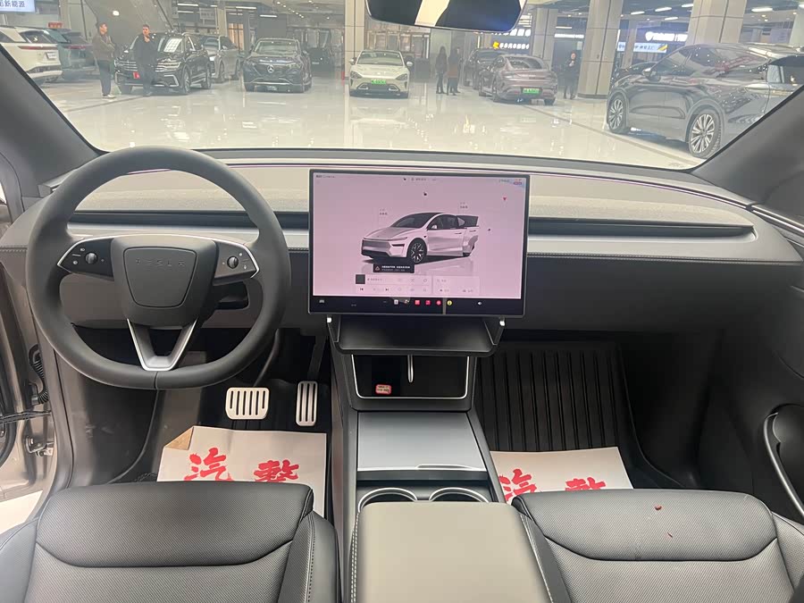 特斯拉 Model Y L 2025 汽车图片 #7