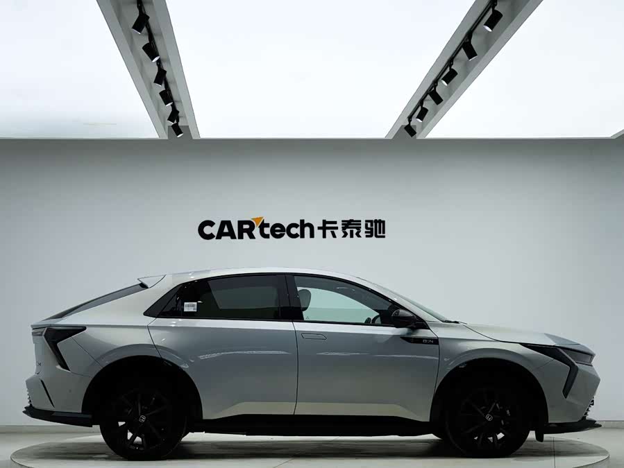 Honda e:NS2 2024 #7 Honda e:NS2 2024 car image #7