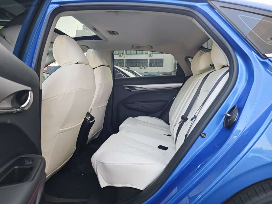 GEELY 2019 car image #7