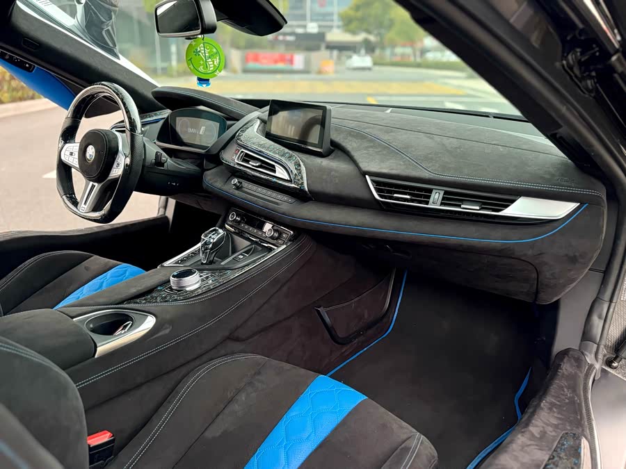 BMW i8 2018 #7 BMW i8 2018 car image #7