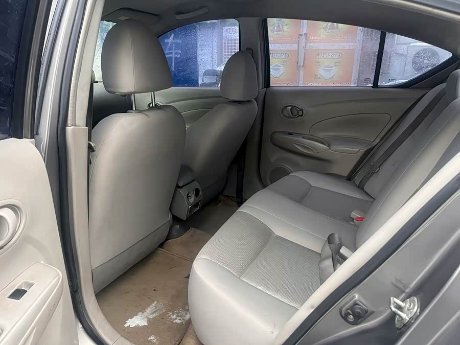 Nissan Sunny 2012 car image #7