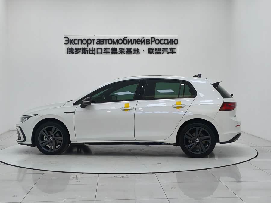 Volkswagen Golf 2022 car image #7