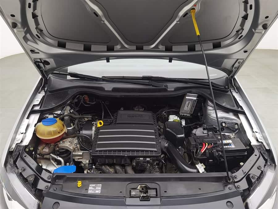 Volkswagen Polo 2017 car image #7