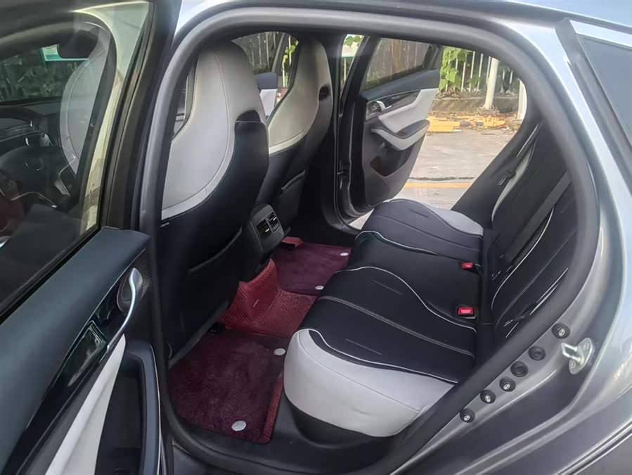 BYD Qin Plus 2022 #7 BYD Qin Plus 2022 car image #7