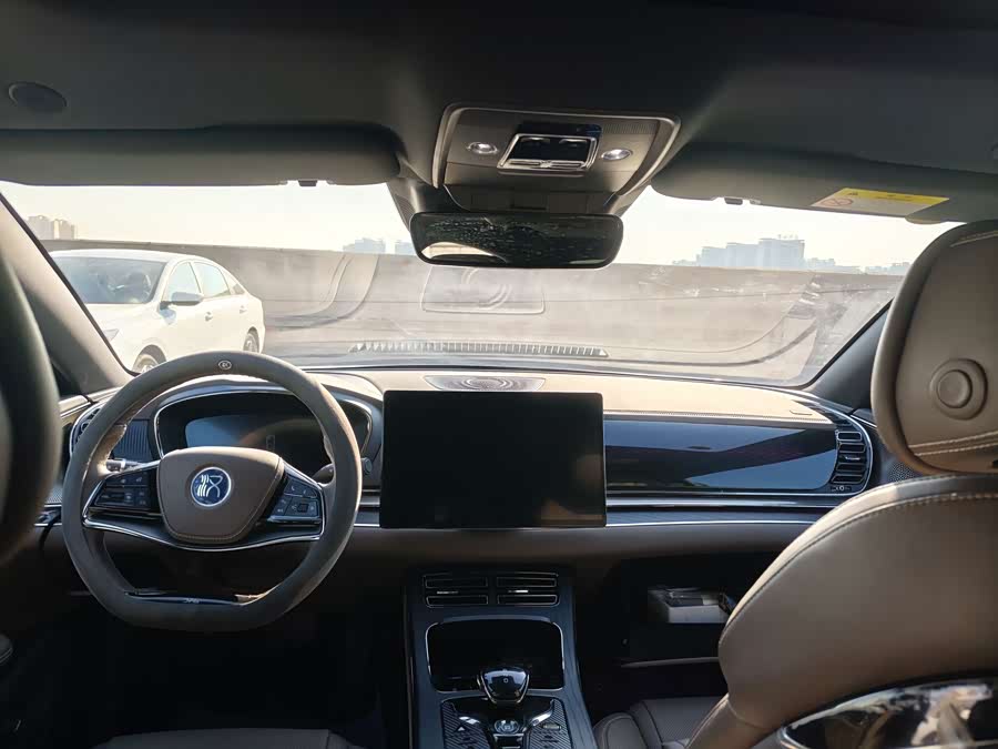 BYD Han 2022 car image #7