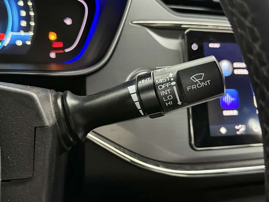 GEELY 2019 car image #7