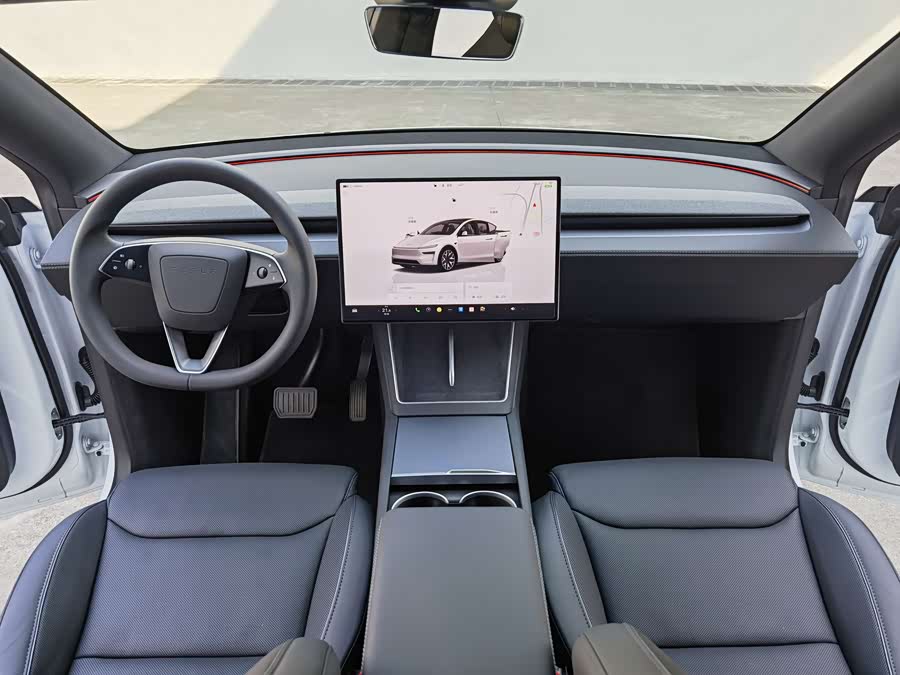 特斯拉 Model Y L 2025 汽车图片 #7
