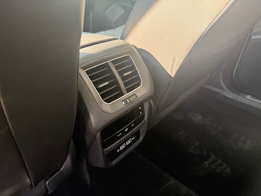 Volkswagen Tayron 2023 car image #7