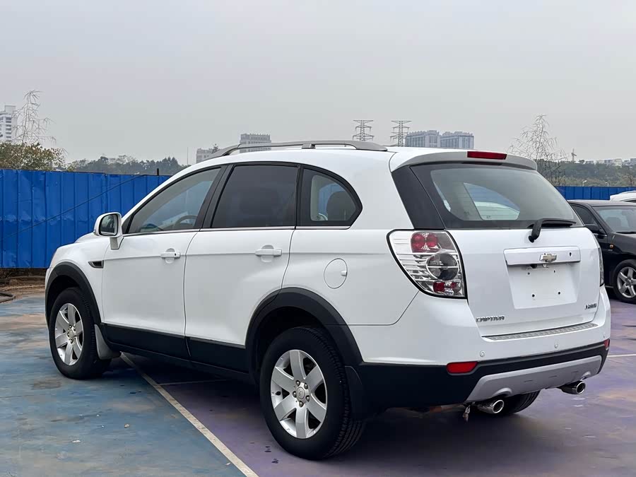Chevrolet Captiva 2013 car image #7