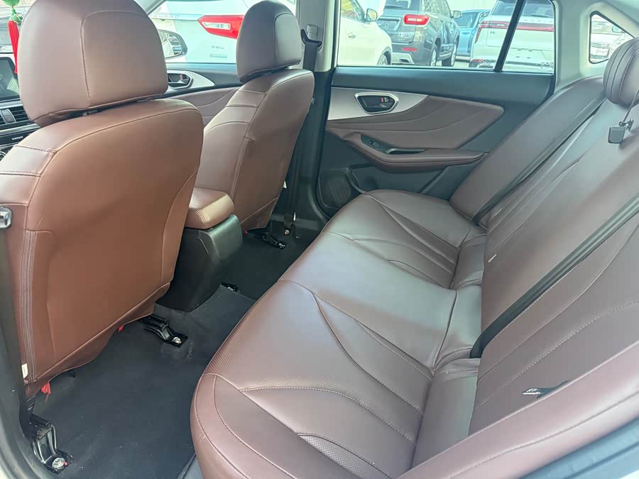 Soueast 2019 #7 Soueast 2019 car image #7