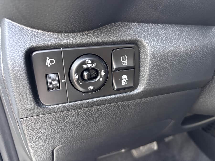 Kia 2020 car image #7