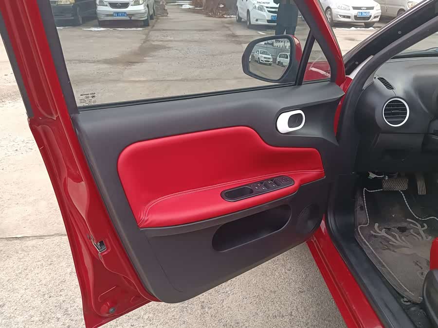 MG 3 2013 car image #7