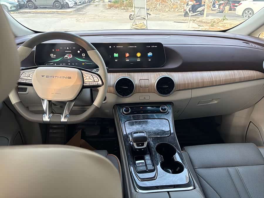 Forthing Yacht 2022 car image #7