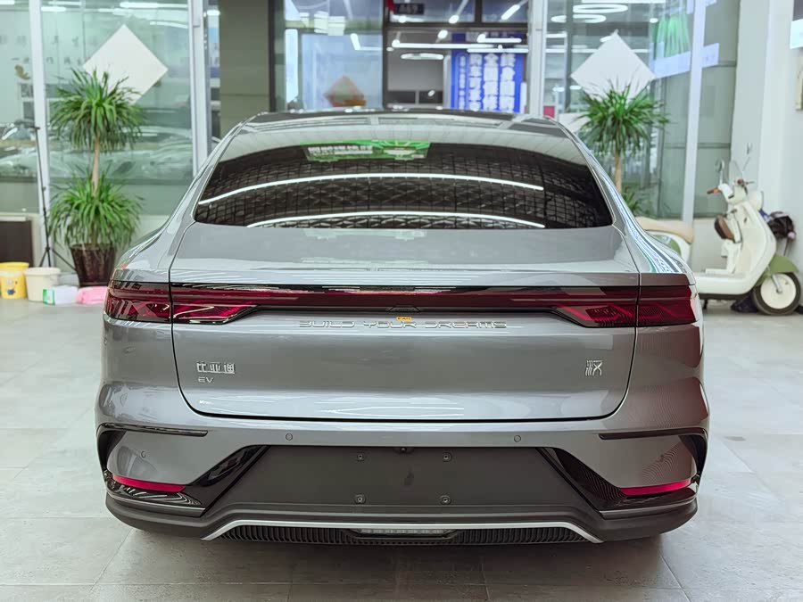 BYD Han 2024 car image #7