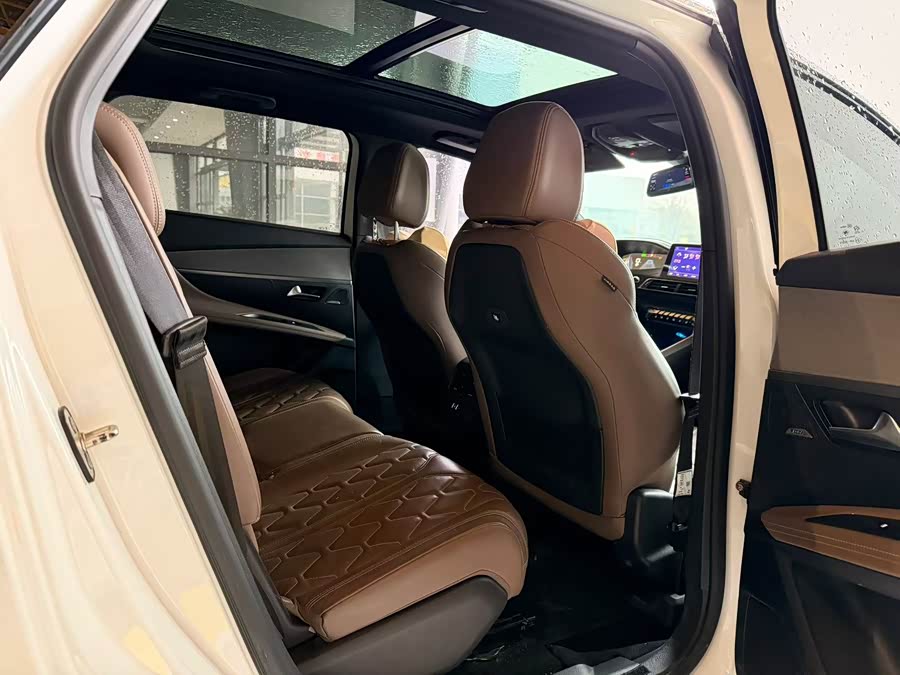 Peugeot 5008 2017 car image #7