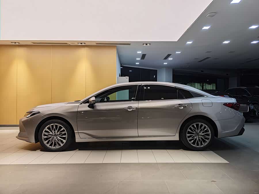 Toyota Avalon 2024 car image #7