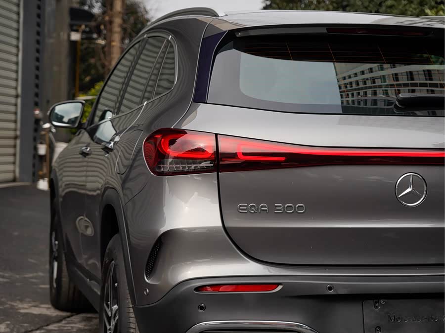 Mercedes-Benz EQA Class 2021 صورة سيارة #7