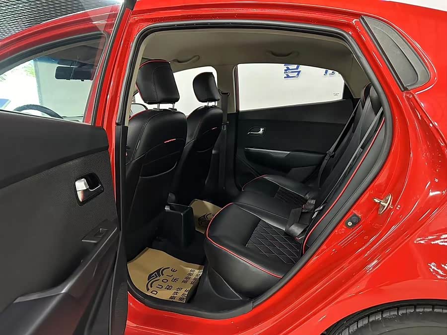 Kia K2 2015 imagen de coche #7