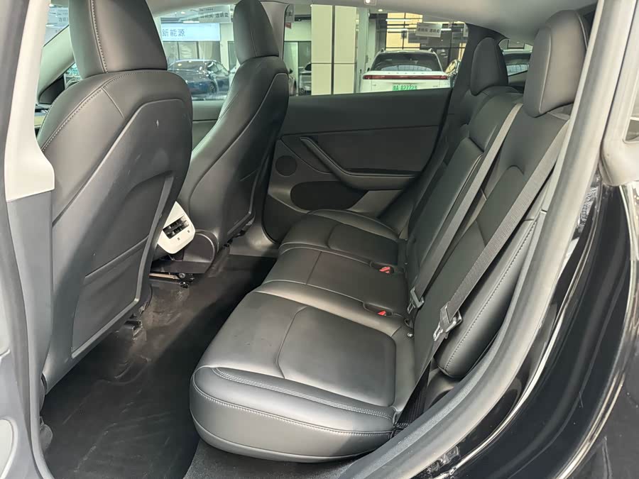 Tesla Model Y 2022 #7 Tesla Model Y 2022 car image #7