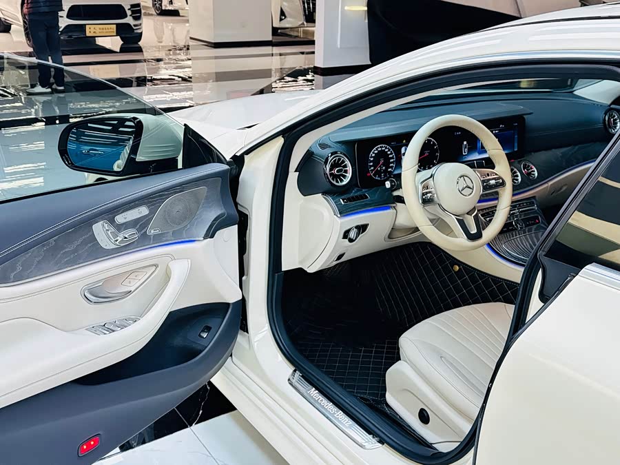 Mercedes-Benz CLS Class 2018 car image #7