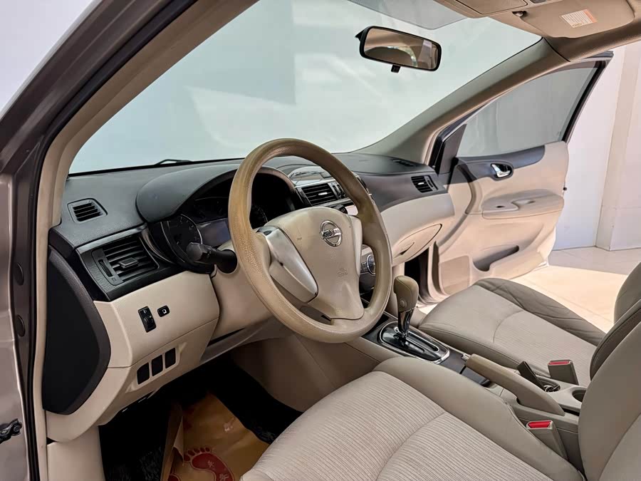 日产 骐达TIIDA 2012 汽车图片 #7