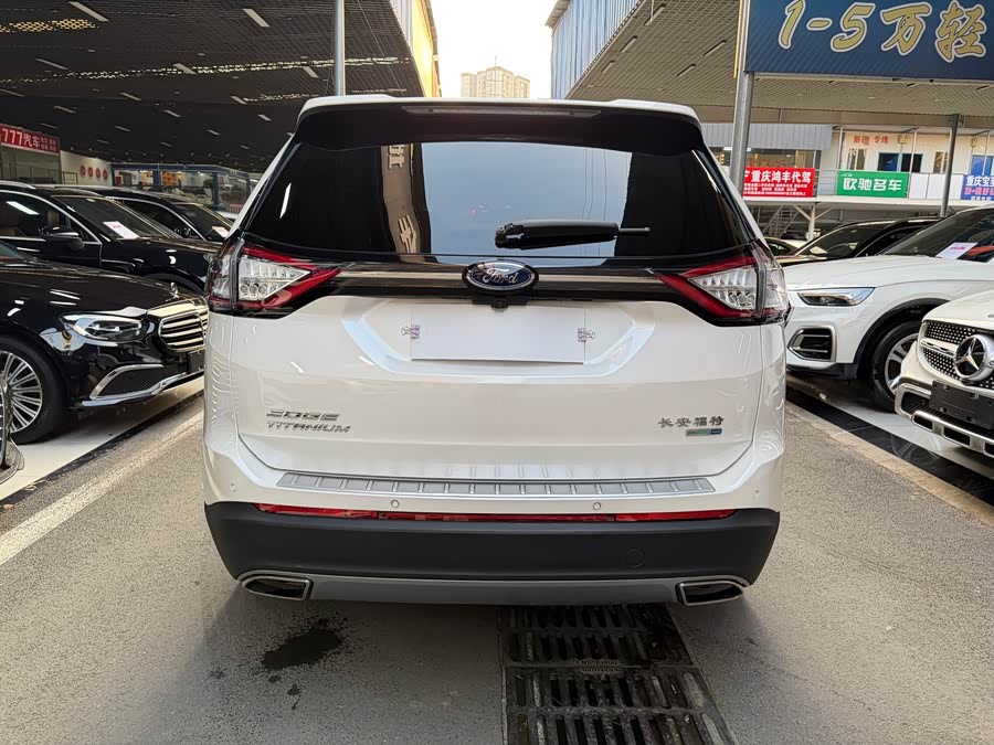 Ford Edge 2018 immagine di auto #7