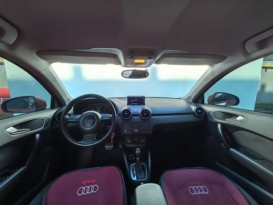 Audi A1 2015 car image #7