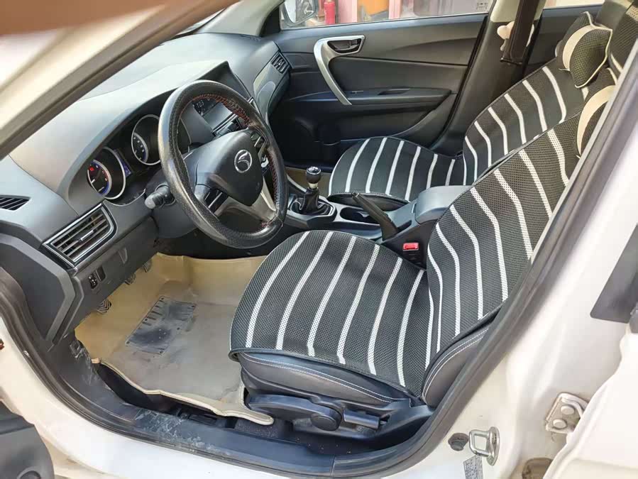 Soueast V5 Lingzhi 2014 car image #7