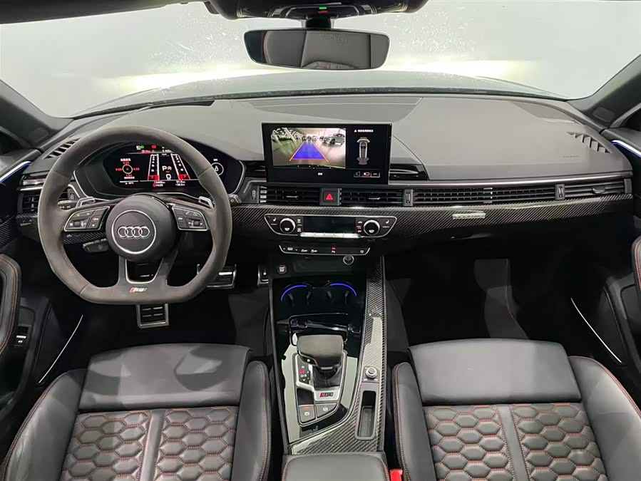 Audi RS 4 2023 car image #7