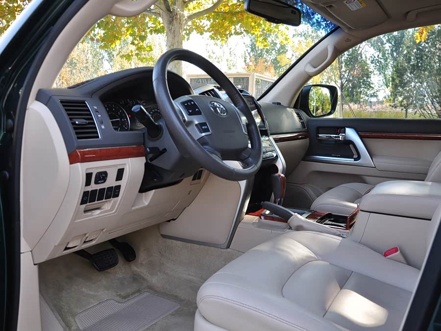 Toyota Land Cruiser 2015 #7 Toyota Land Cruiser 2015 car image #7