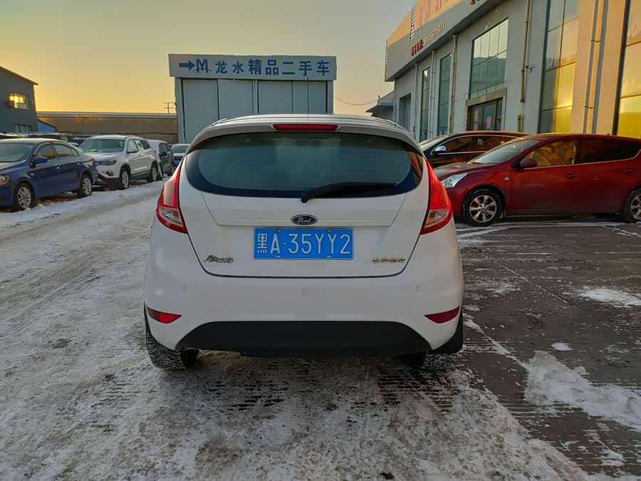 Ford Fiesta 2015 #7 Ford Fiesta 2015 immagine di auto #7