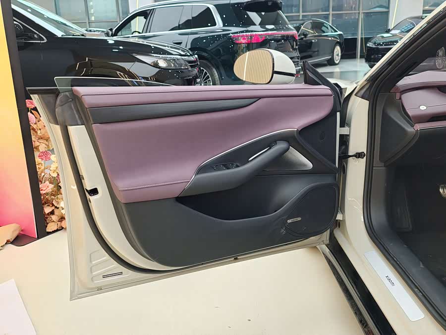 MI SU7 2024 car image #7