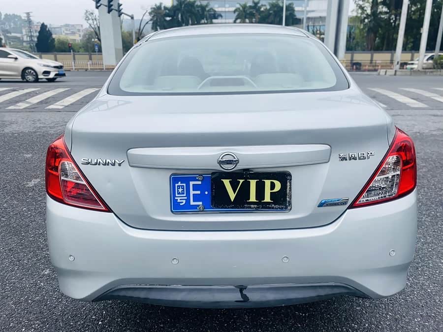 Nissan Sunny 2016 #7 Nissan Sunny 2016 car image #7