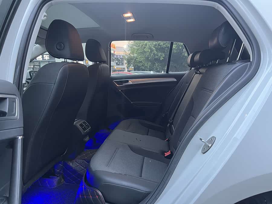 Volkswagen Golf 2020 #7 Volkswagen Golf 2020 изображение автомобиля #7