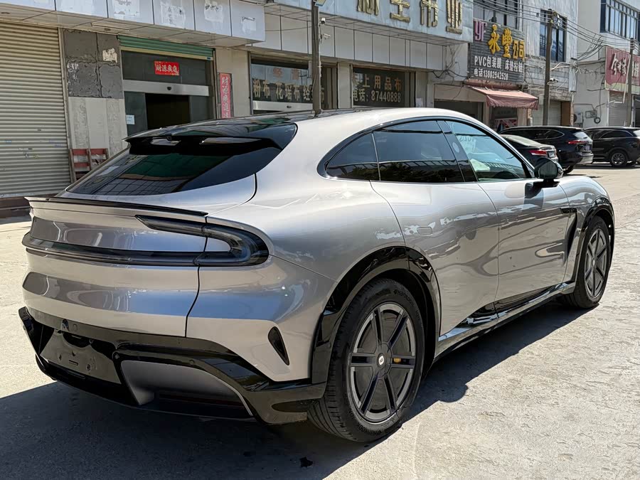 MI YU7 2025 immagine di auto #7