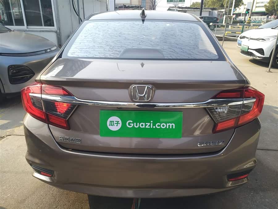 Honda Greiz 2015 car image #7