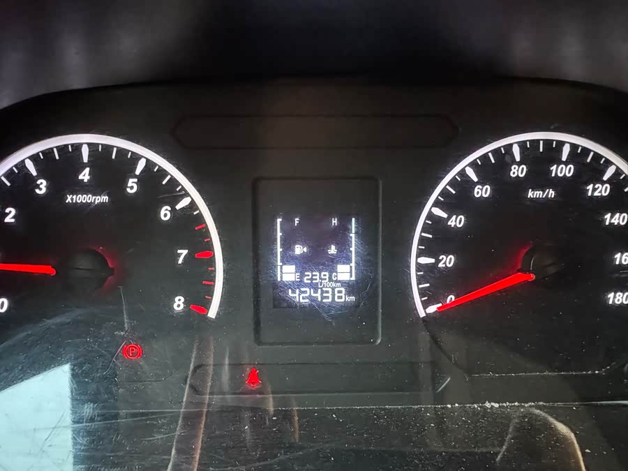 Forthing Lingzhi 2023 car image #7