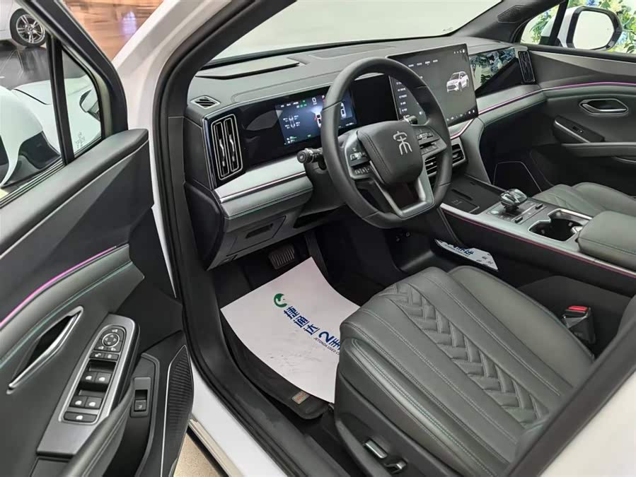 BYD SongL DM-i 2025 #7 BYD SongL DM-i 2025 car image #7