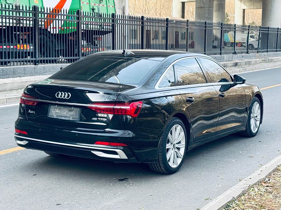 Audi A6L 2022 car image #7