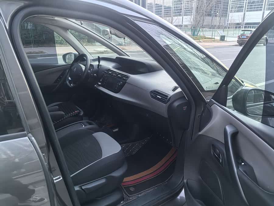 Citroen C4 PICASSO 2017 imagem de carro #7