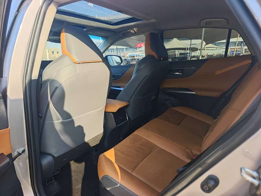 Toyota Venza 2024 car image #7