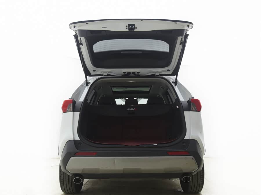 Toyota RAV4 2023 car image #7