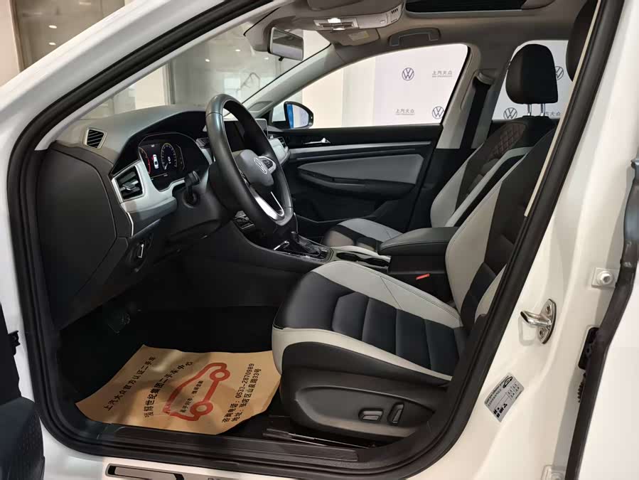 Volkswagen Bora 2024 immagine di auto #7