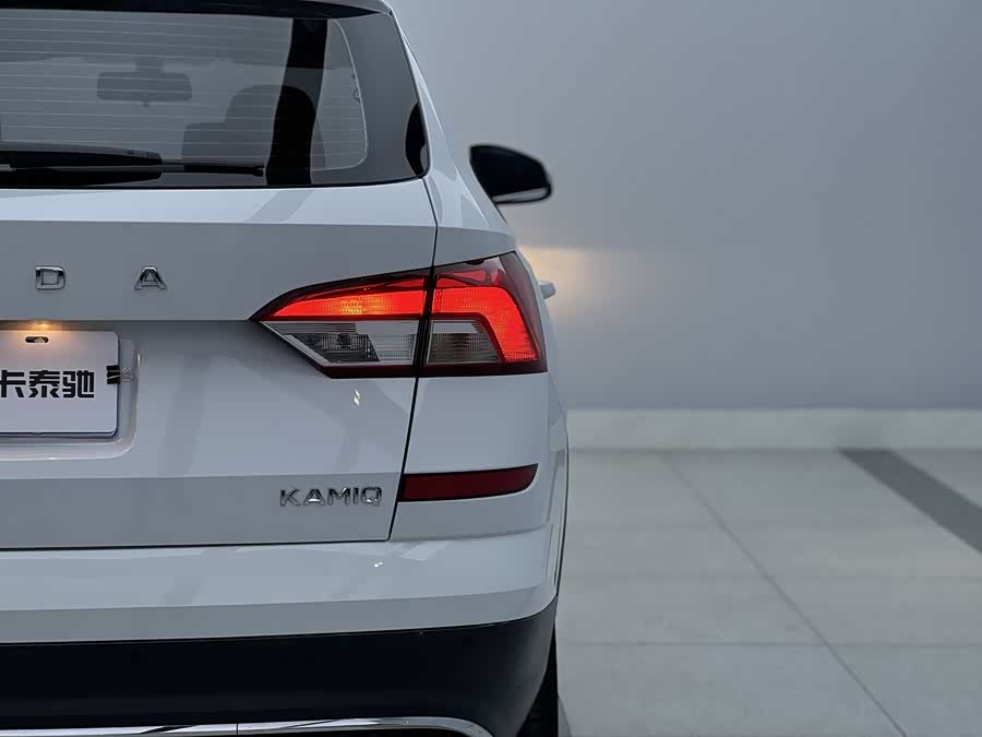Skoda Kamiq 2024 imagen de coche #7