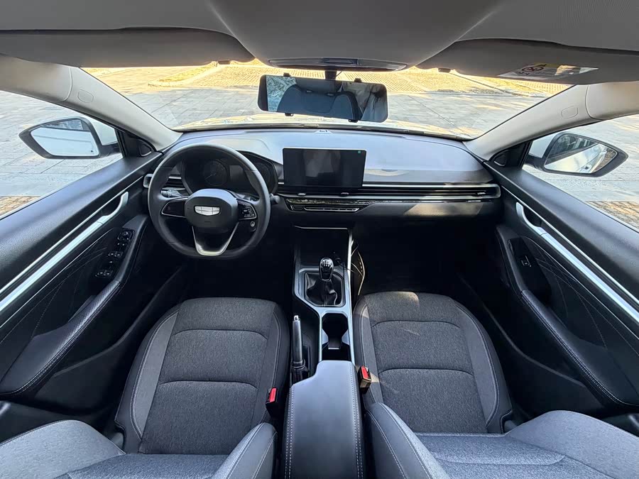 GEELY Emgrand 2024 #7 GEELY Emgrand 2024 car image #7