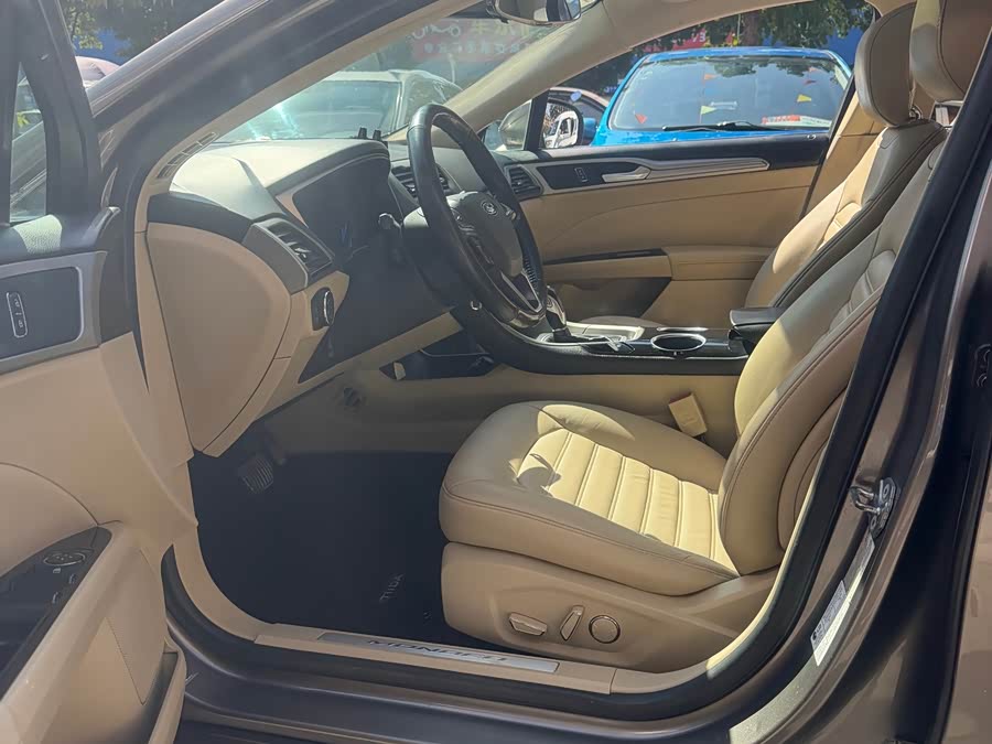 Ford Mondeo 2016 car image #7