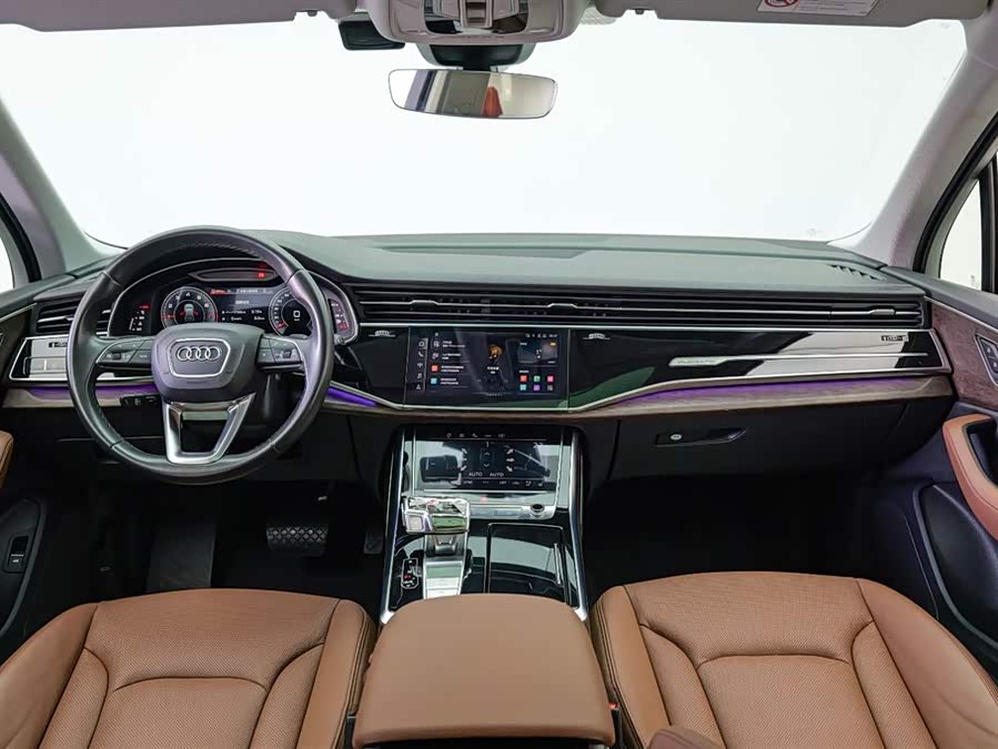 Audi Q7 2022 car image #7