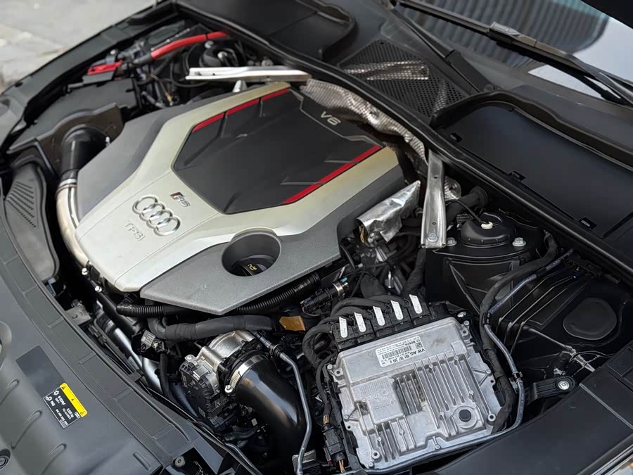 Audi RS 4 2022 immagine di auto #7